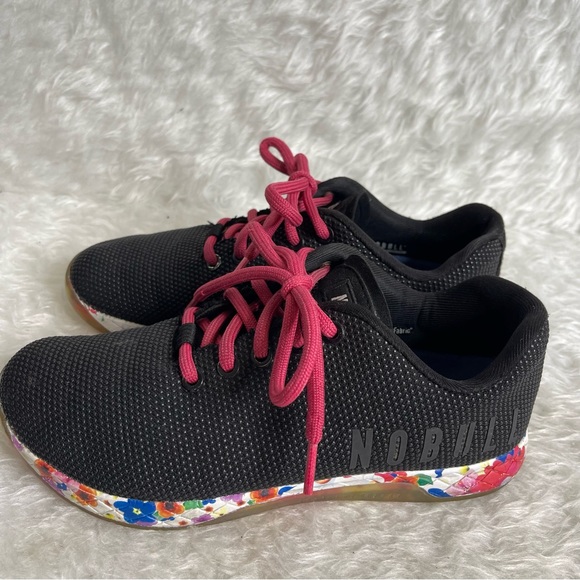 NoBull women’s Black Floral Trainer size 6.5 - Picture 4 of 15